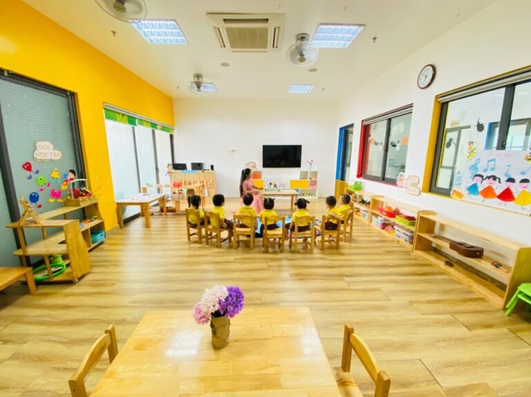 Góc học tập Montessori tại mầm non FBK